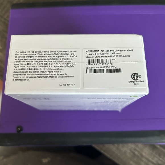 AIR PODS - Picture 3 of 4